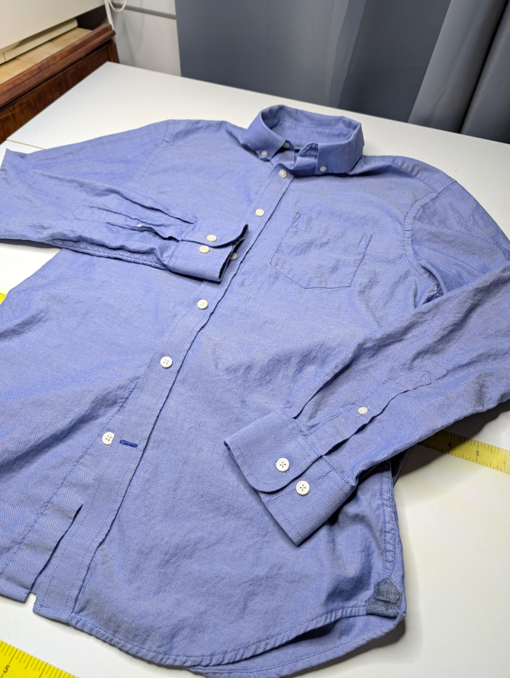 Banana Republic Men's M Regular Blue Solid Slim Stretch Long Sleeve Button-Up